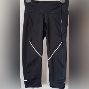 Champion Black Capri Reflective Running  Leggings Size M
